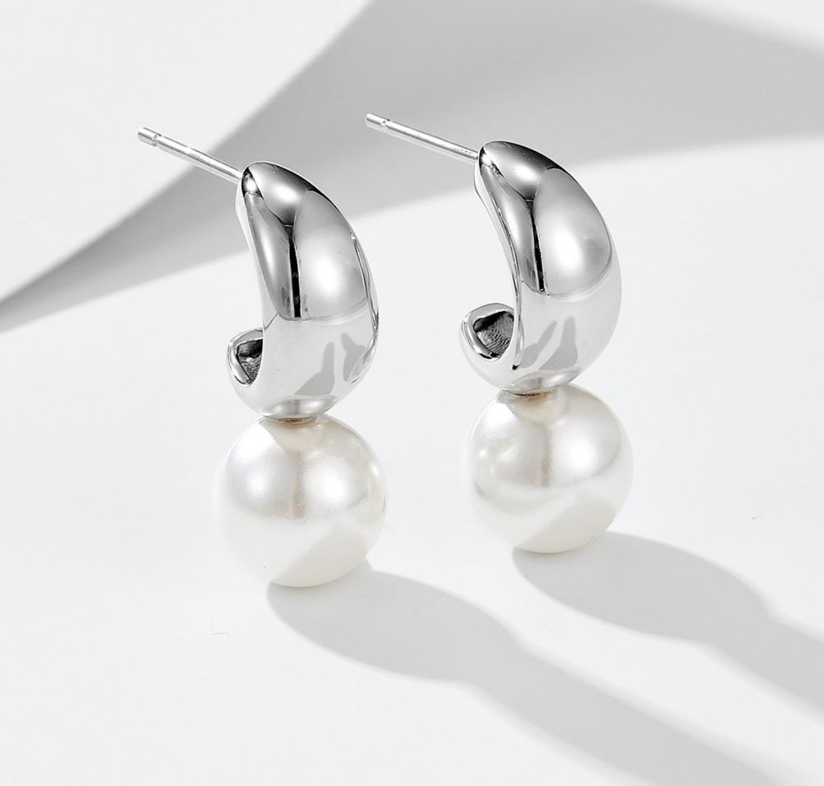 Celena Hoops